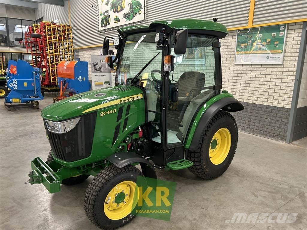 John Deere 3046R Kompaktní traktory