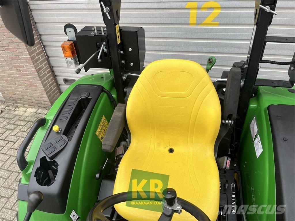 John Deere 4049M Kompaktní traktory