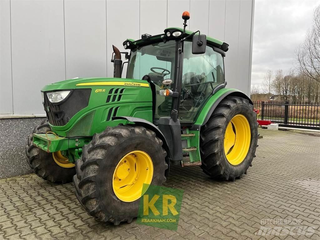 John Deere 6115R Traktory