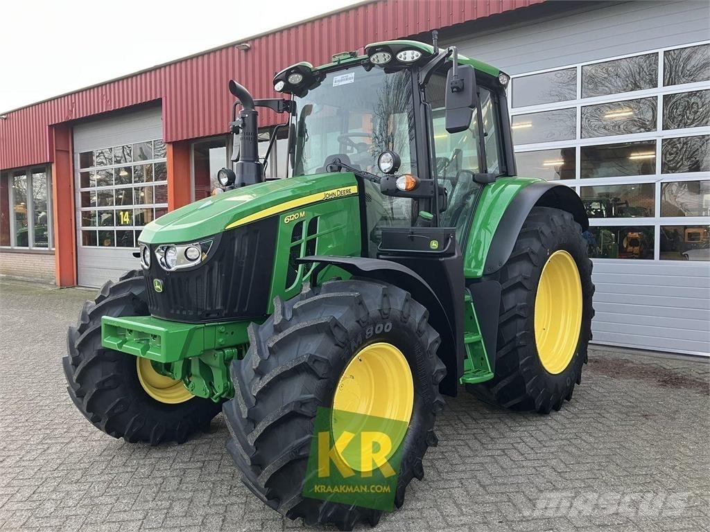 John Deere 6120M Traktory