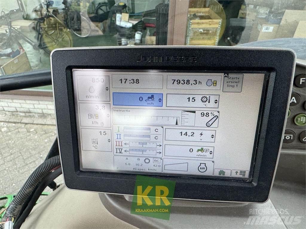 John Deere 6150R Traktory