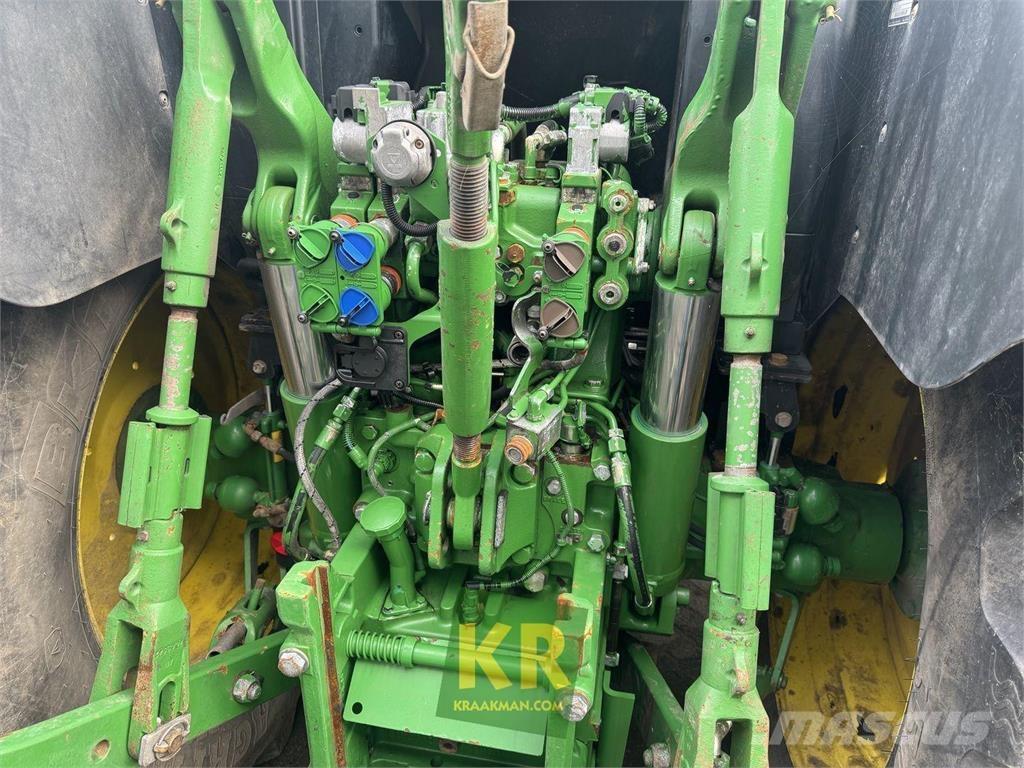 John Deere 6150R Traktory