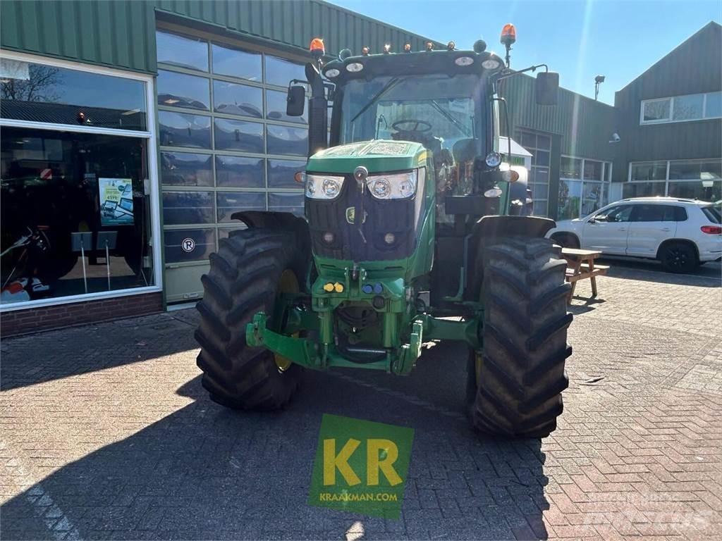 John Deere 6150R Traktory