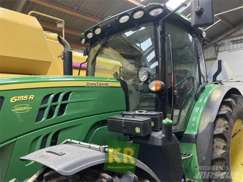 John Deere 6155R Traktory