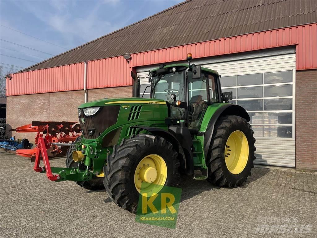 John Deere 6195M Traktory