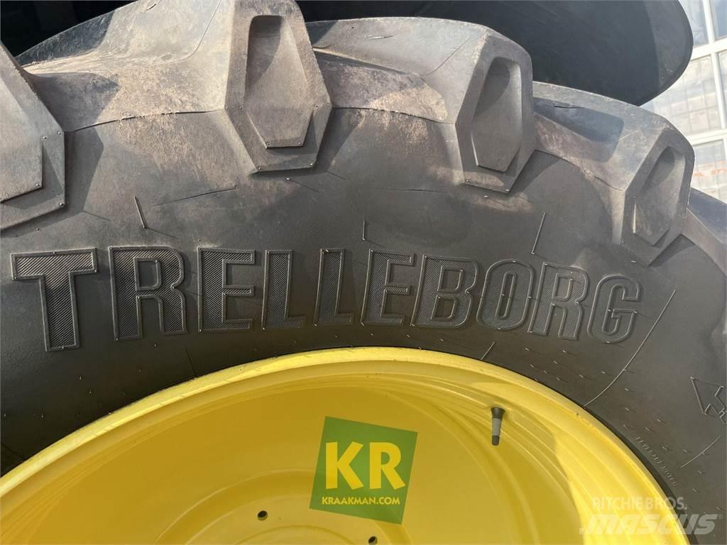 John Deere 6195M Traktory