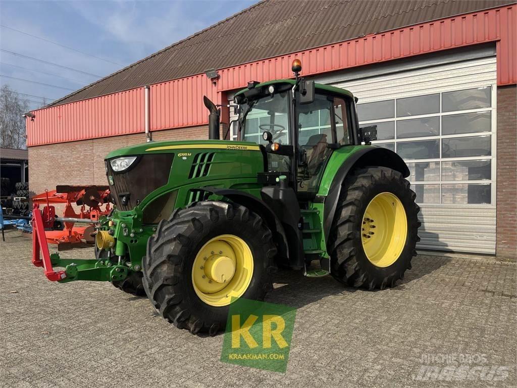 John Deere 6195M Traktory