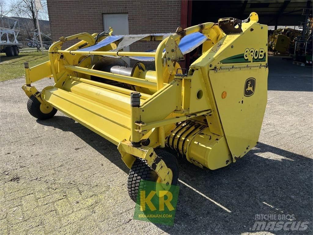 John Deere 630B Příslušenství strojů na seno a píci