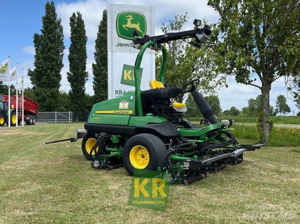 John Deere 6700A Sekačky greenů