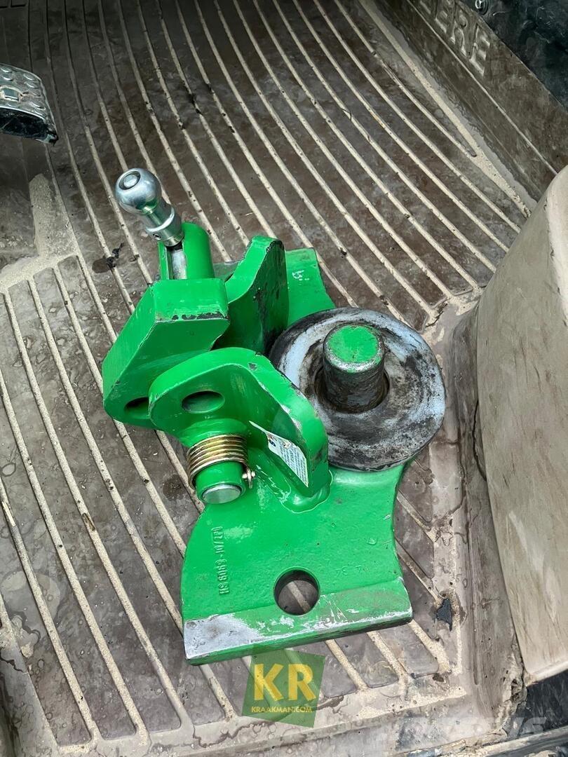 John Deere 6920 Traktory