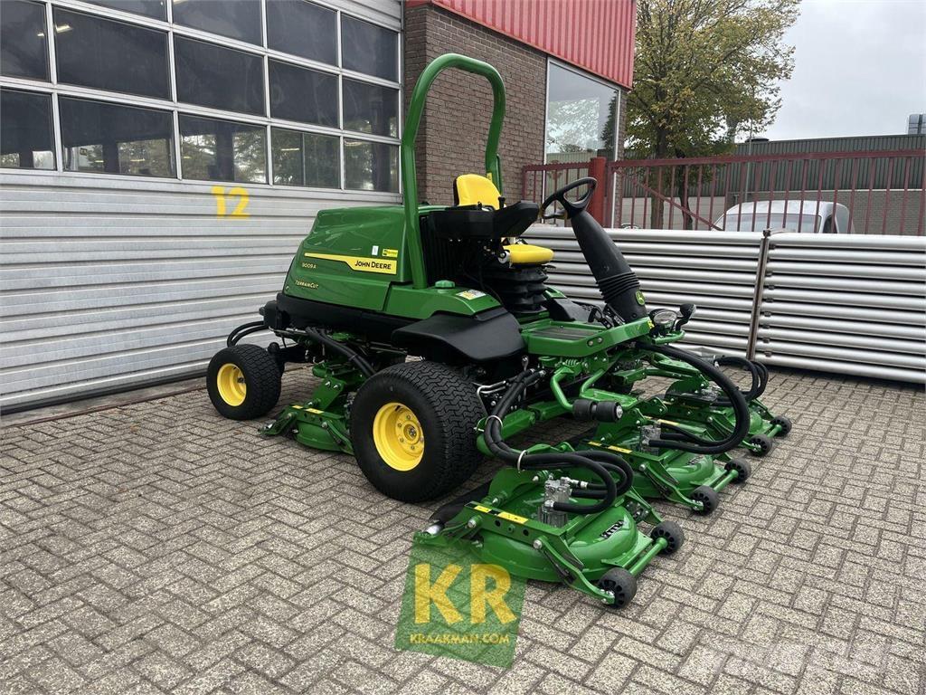 John Deere 9009A Sekačky pro sečení roughů a semiroughů