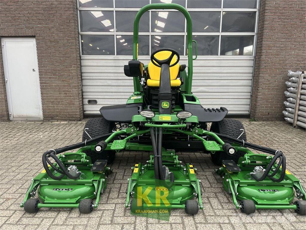 John Deere 9009A Sekačky pro sečení roughů a semiroughů