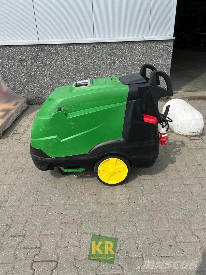 John Deere AC Další