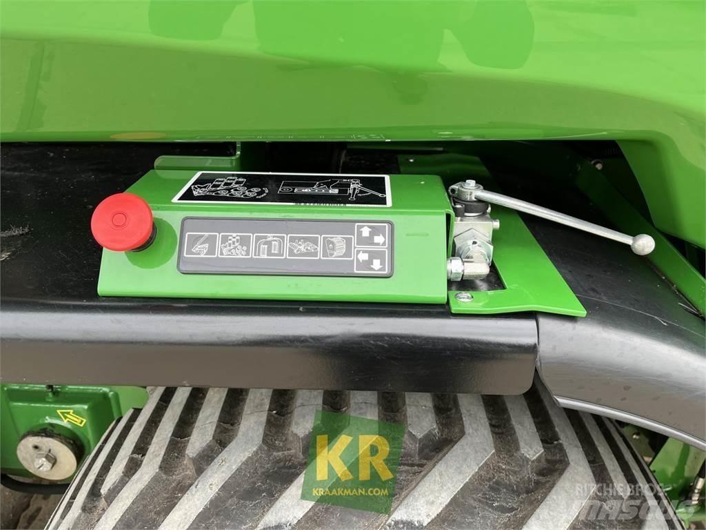 John Deere C441R Lis na válcové balíky