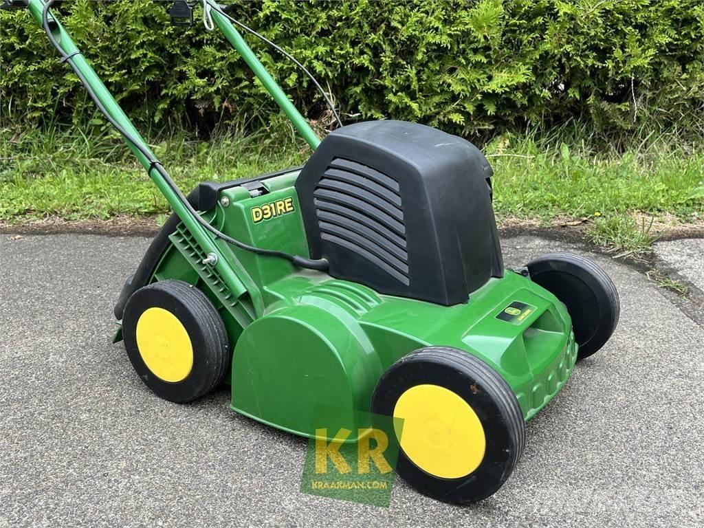 John Deere D31R Další