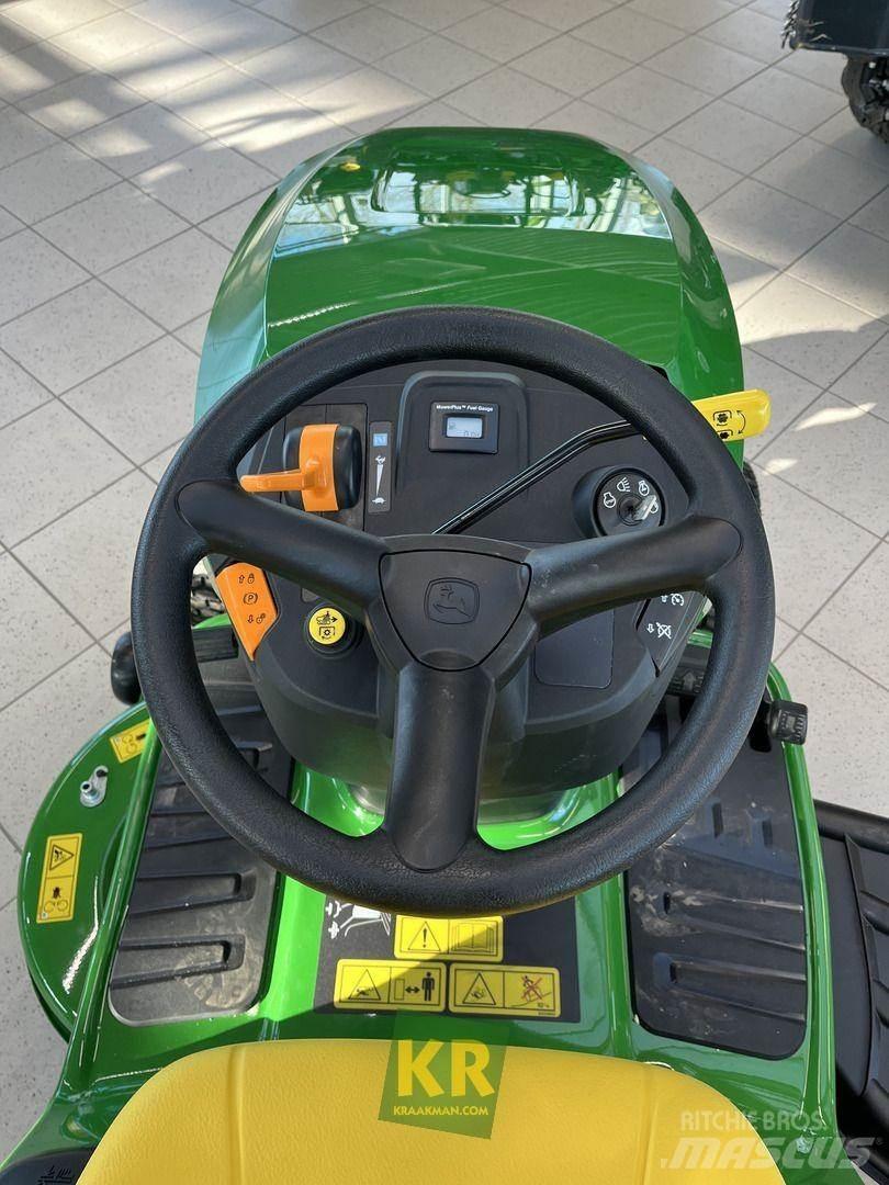 John Deere X127 Samojízdné sekačky
