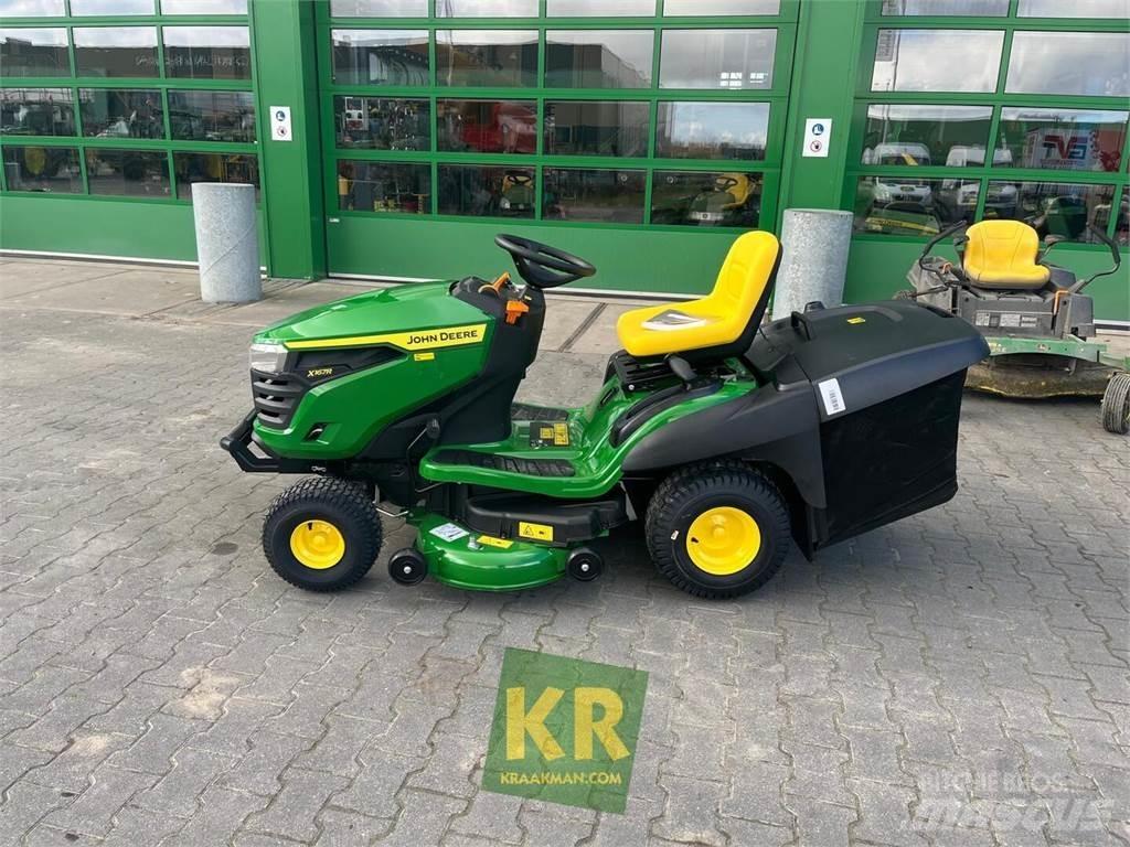 John Deere X167R Samojízdné sekačky