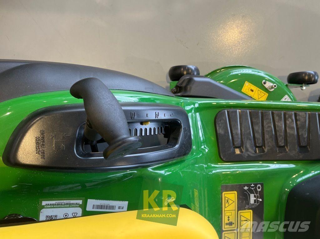 John Deere X167R Samojízdné sekačky