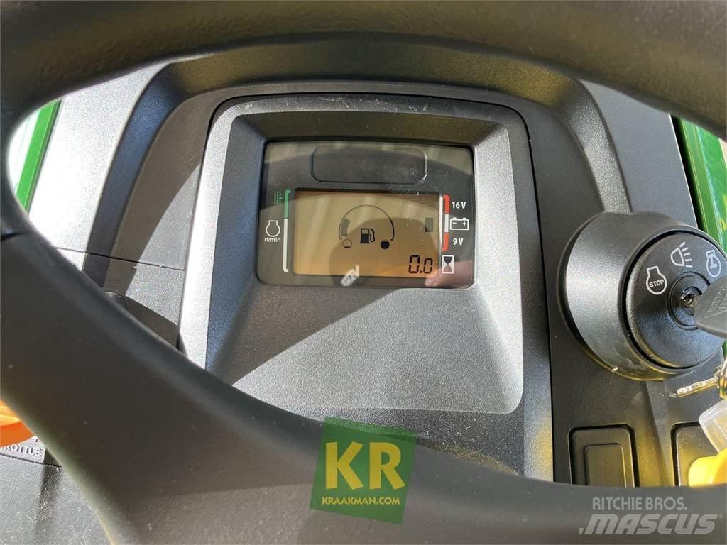 John Deere X590 Samojízdné sekačky