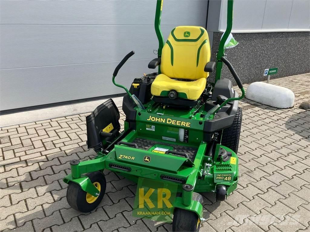 John Deere Z740R Další