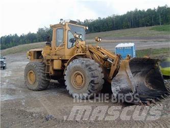 CAT 980B Kolové nakladače