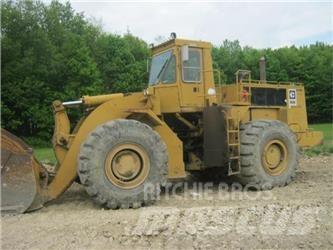 CAT 988B Kolové nakladače