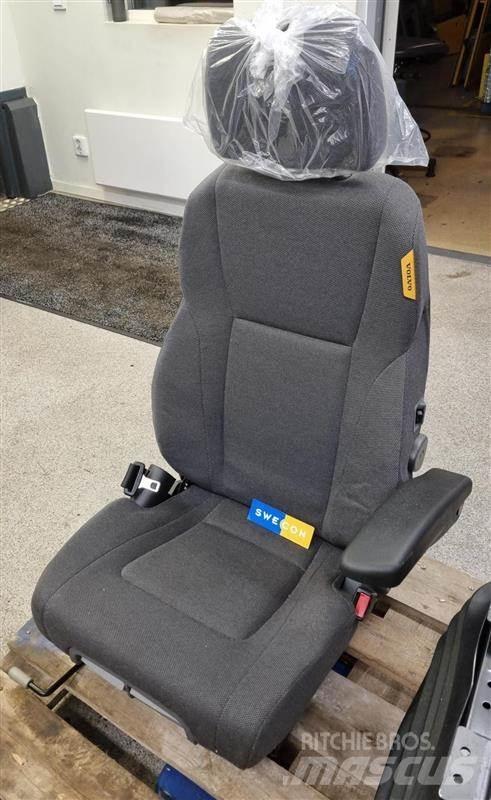 Volvo STOL Kabiny a interiér