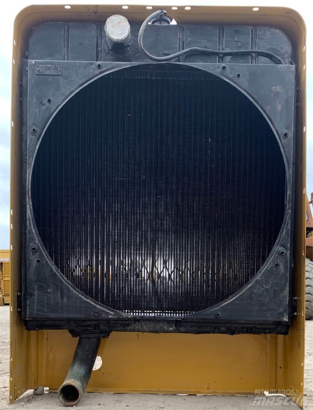 CAT 3304 Radiátory