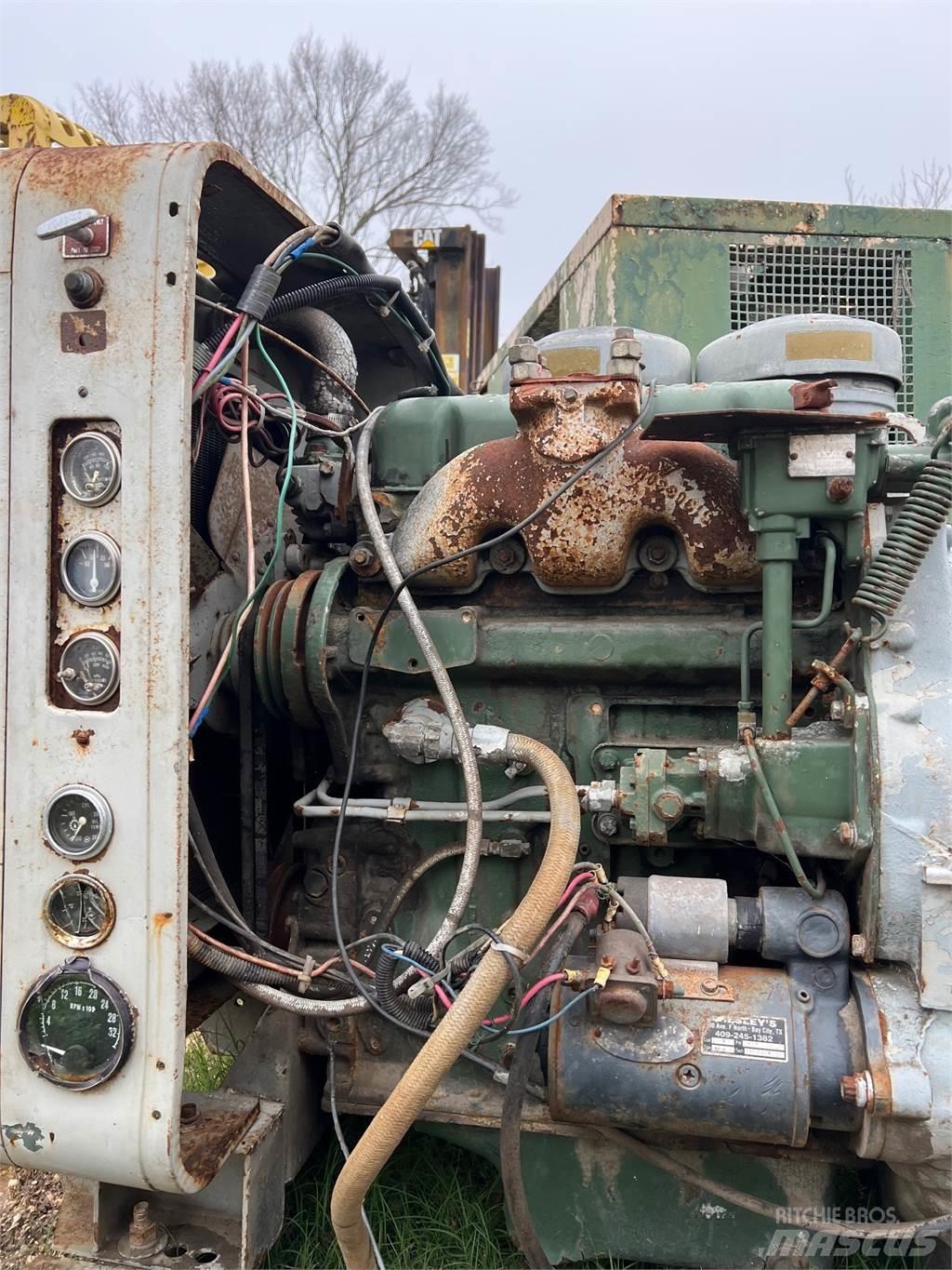 Detroit 353 Motory