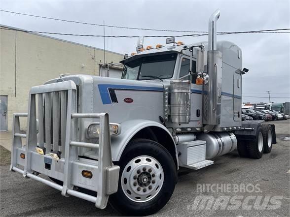 Peterbilt 388 Tahače