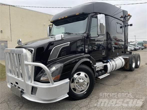 Volvo VNL64T730 Tahače