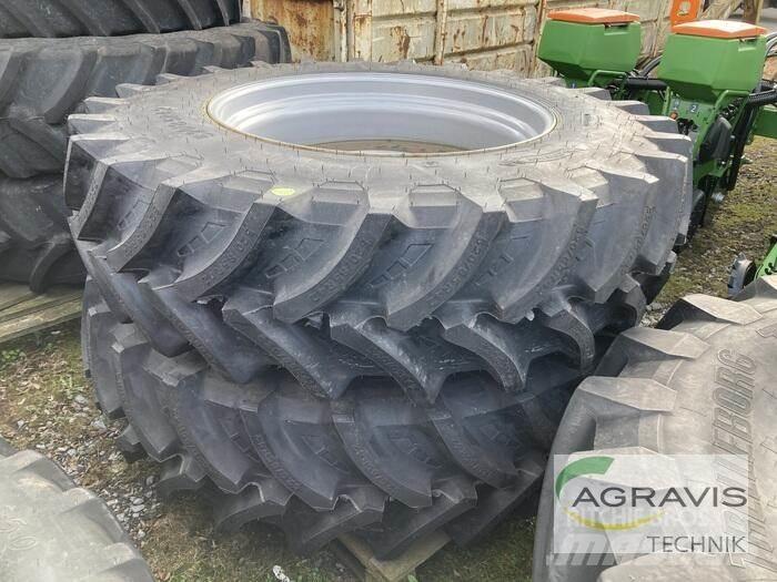  520/85R42 Pneumatiky, kola a ráfky
