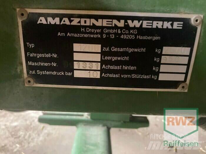 Amazone UF 1200 Tažené postřikovače