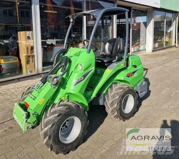 Avant 645I Kolové nakladače
