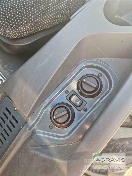 Avant 760I Kolové nakladače