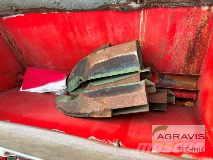 Becker AEROMAT 4 Mechanické secí stroje