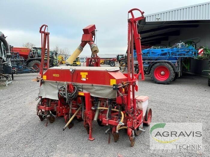 Becker AEROMAT 6 Mechanické secí stroje