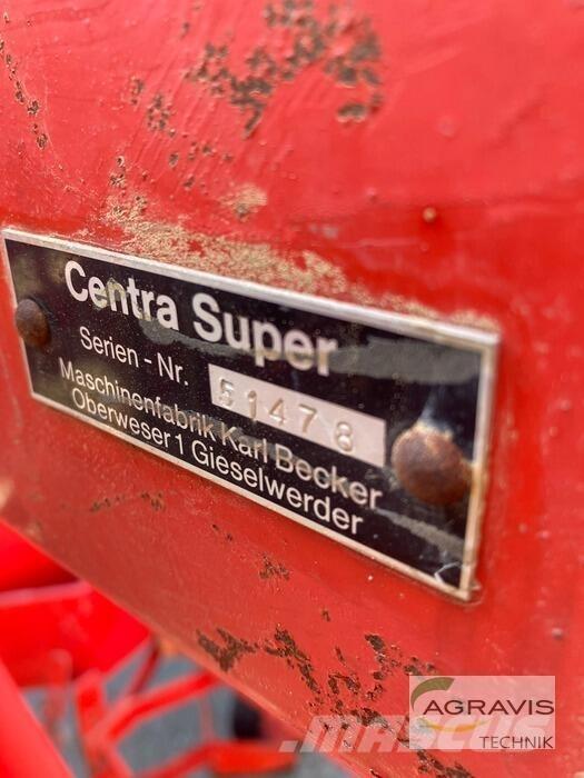 Becker CENTRA SUPER Mechanické secí stroje