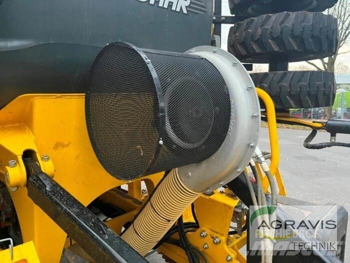 Bednar OMEGA OO 6000 Mechanické secí stroje