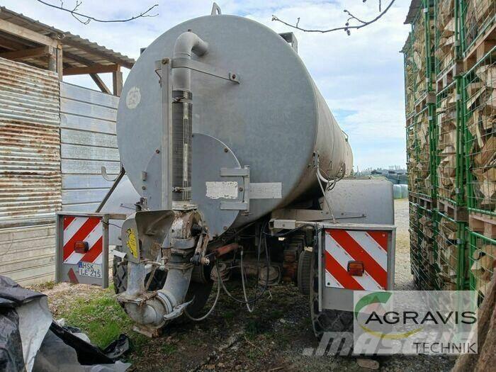 Briri VTTW 15000 Rozmetadla chlévské mrvy