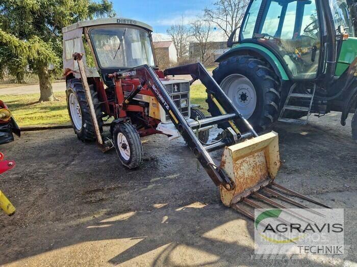 Case IH 453 Traktory