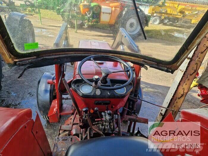 Case IH 453 Traktory