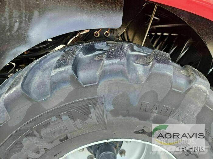 Case IH LB 424 R RL6 Lis na hranaté balíky