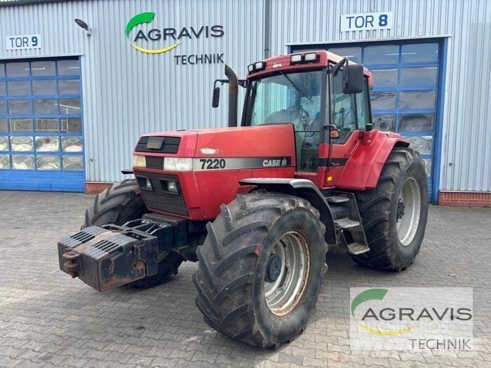 Case IH MAGNUM 225 Traktory