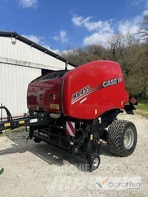 Case IH RB455 Lis na válcové balíky
