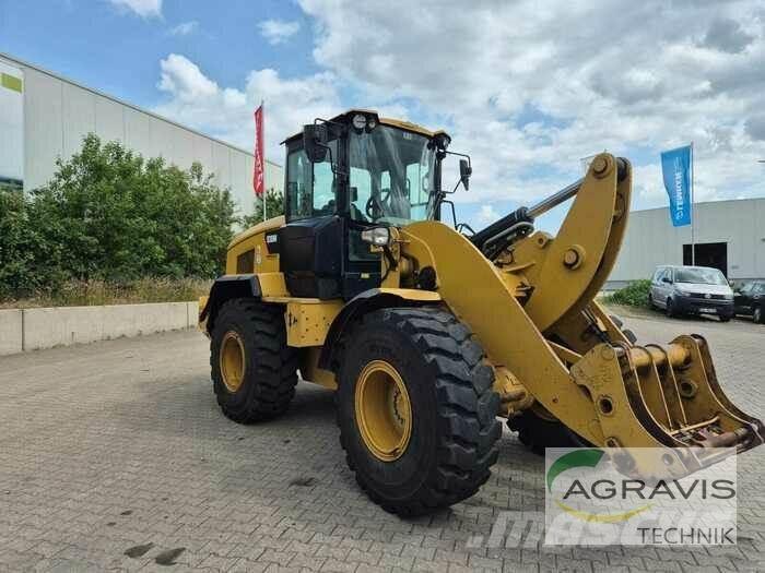CAT 930 M Kolové nakladače