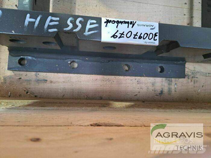CLAAS ANHÄNGEBOCK Další stroje a zařízení pro chov zemědělských zvířat