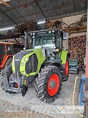 CLAAS ARION 530 CMATIC Traktory