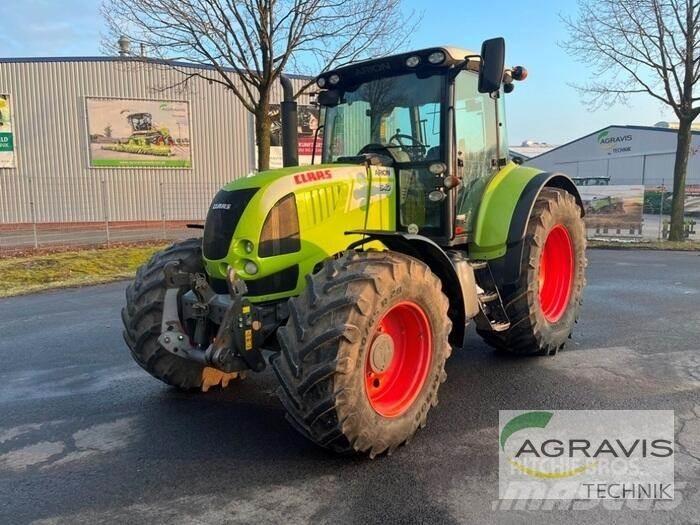CLAAS ARION 640 CEBIS Traktory