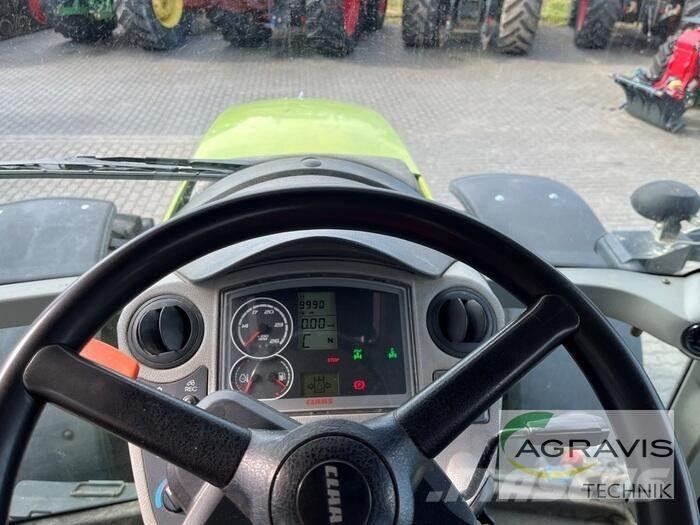CLAAS ARION 640 CIS Traktory